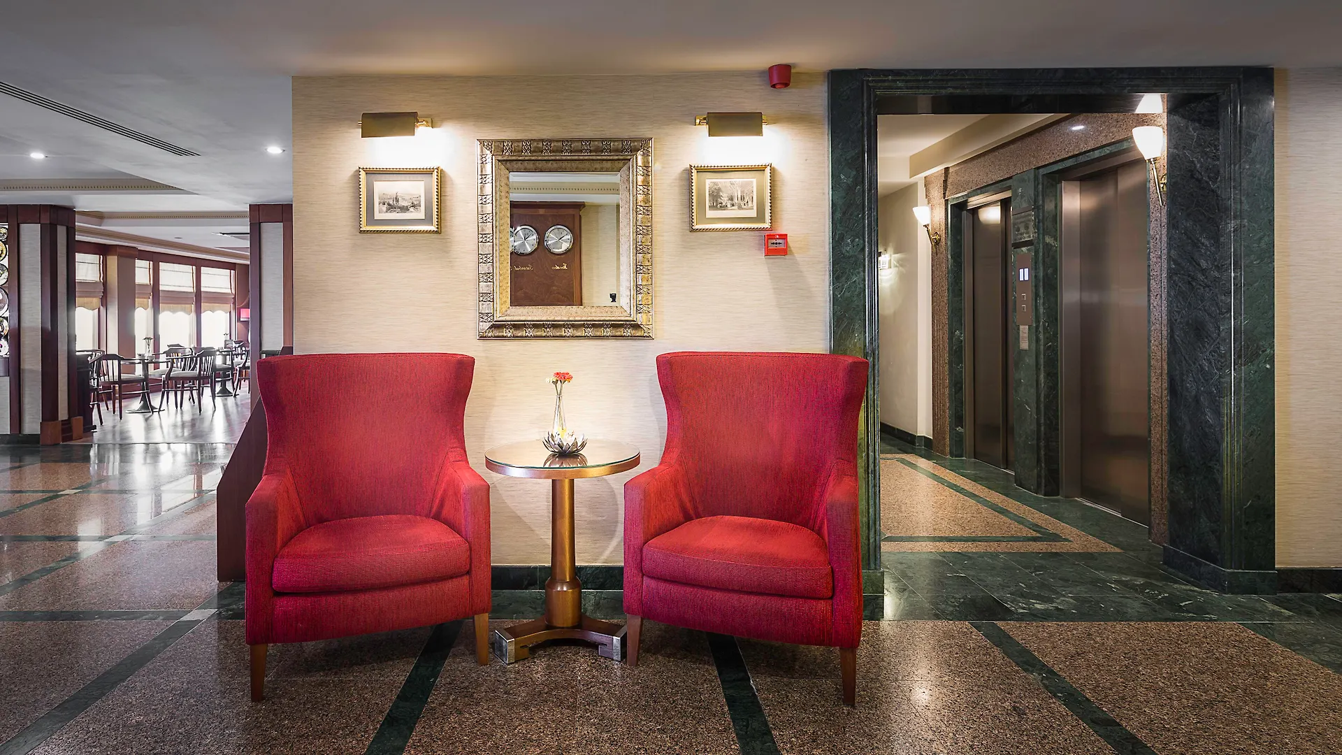 Titanic Comfort Sisli Istanbul 3*,